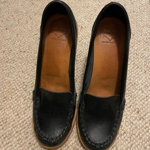 Classic Hasbeen loafers for the sexy librarian look 🥸